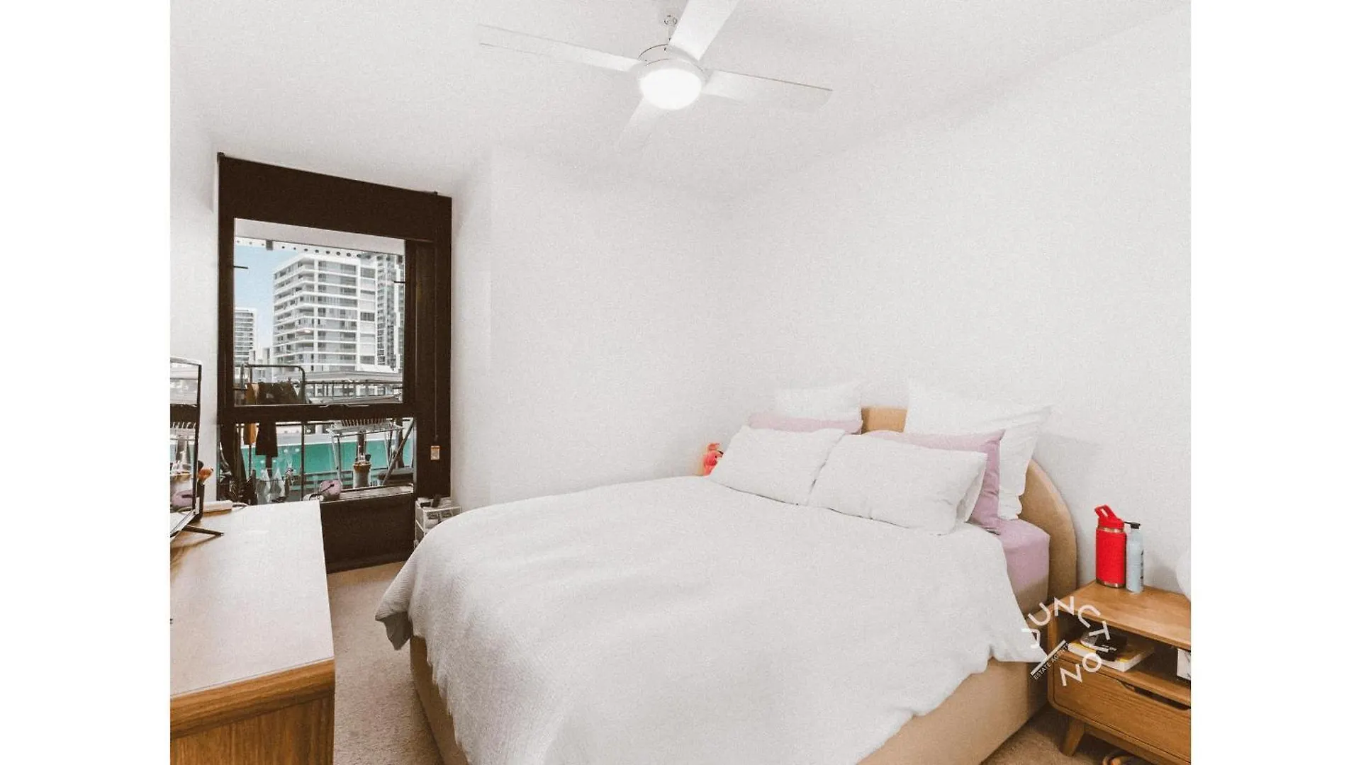 Private Bedroom & Bathroom In An Amazing Shared Brisbane Apartment 民宿